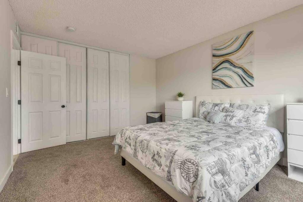 Cozy Home! 16 Min Away From Strip And Fremont Las Vegas Exterior photo